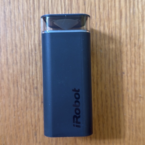 iRobot - Dual-Mode Virtual Wall Barrier - Picture 7 of 9